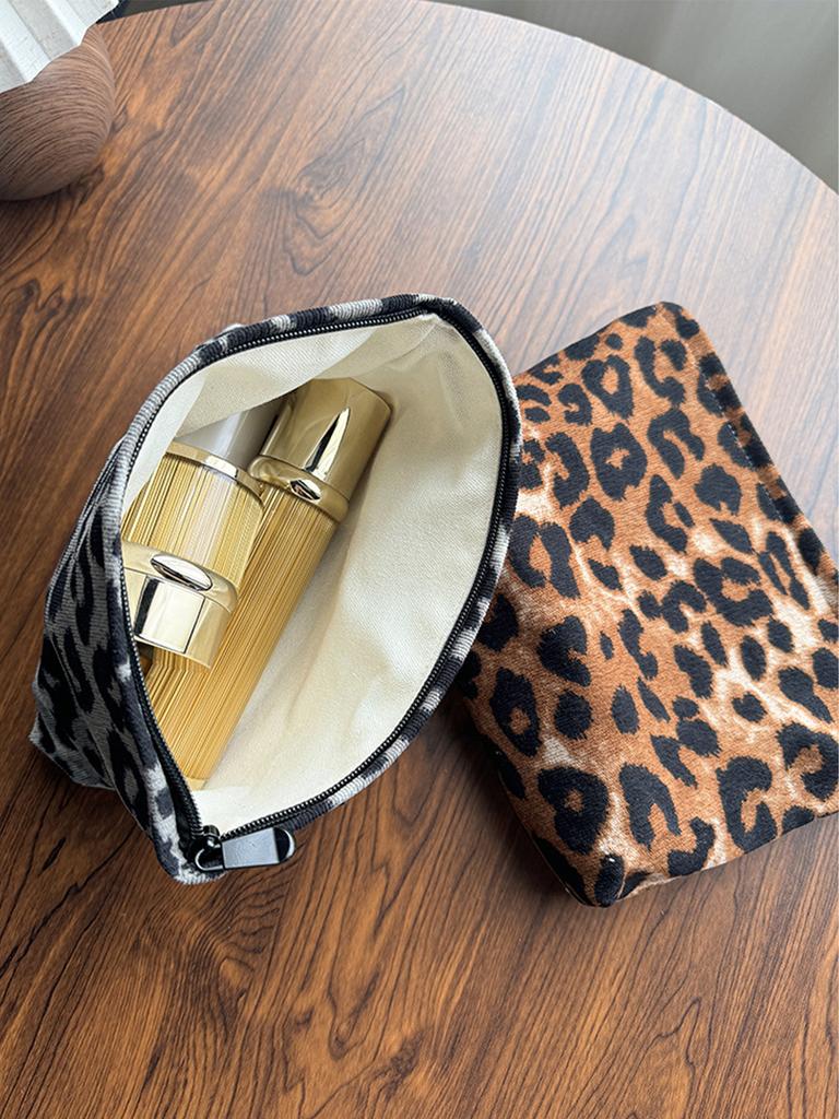 1pc leopard print makeup bag Storage bag Skincare toiletry bag Hold bag Inner bag, travel bag