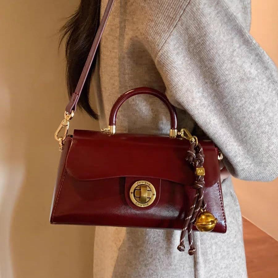 

Small Square Bag Women S Handbag Red Bridal Wedding Bag Shoulder Messenger Bag Niche Usually Available бордовий