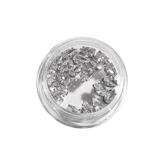 1 Opakowanie Dekoracji Paznokci Nierówny Kształt Odporny na Blaknięcie Cyrkon Błyszczący Znakomita Biżuteria do Paznokci 3D Wzory Manicure