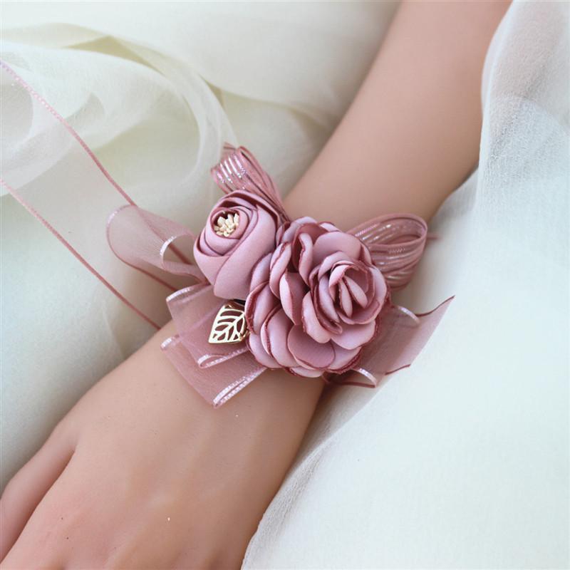 

Mori Style European Wedding Bridesmaid Corsage - Fresh Fabric Hand Flower for Bridal Celebrations рожевий