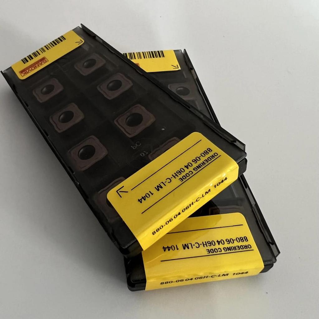 Original Sandvik / 880-060406H-C-LM 1044  / CNC lathe carbide blade 10 PCS