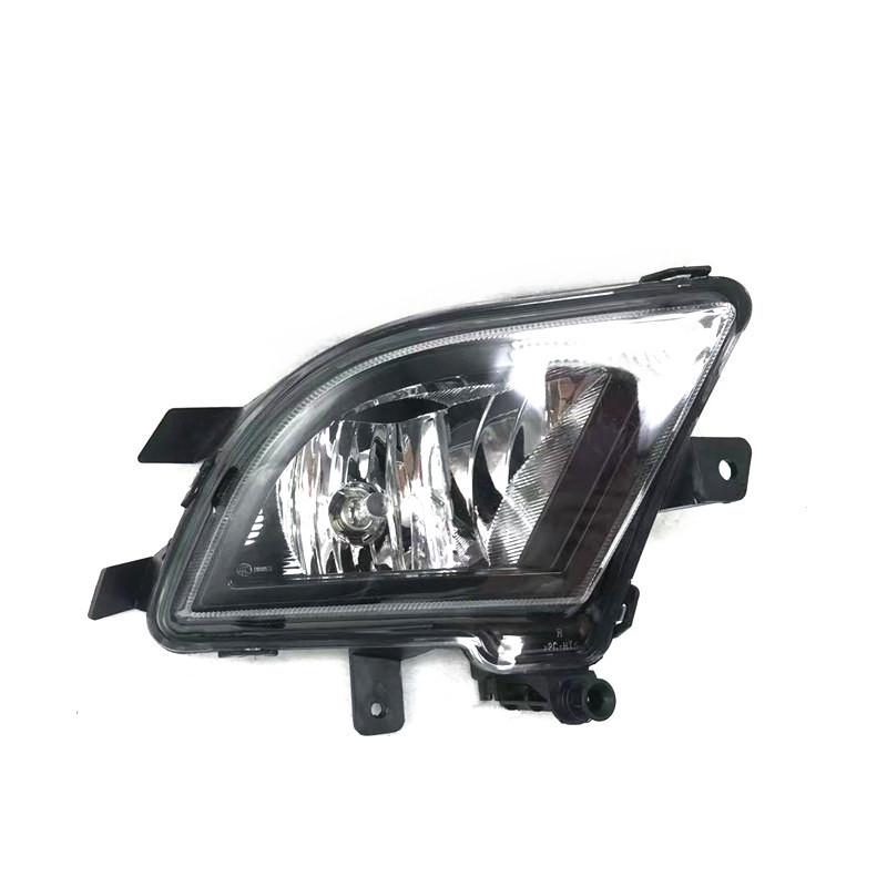 Compatible with 2015-2016 Volkswagen New Sagitar: Front Fog Light Assembly and Anti-Fog Bumper Light.