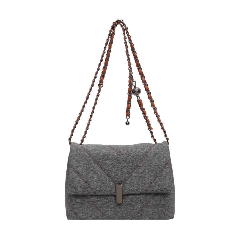 Bag women's autumn and winter new simple and fashionable large-capacity shoulder messenger chain small square bag