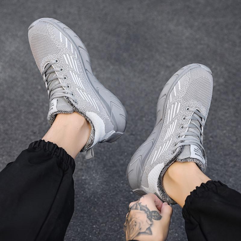 Winter Large Size Men Running Shoes Fashion Plush Warm Lined Male Sneakers Outdoor Super Light Tenis Masculino Soft Comfortable