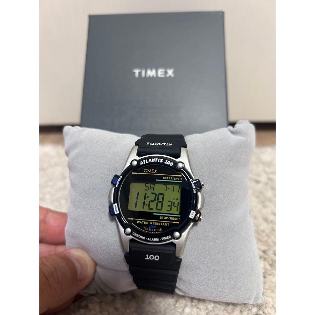 Used TIMEX ATLANTIS 100 black good condition with box