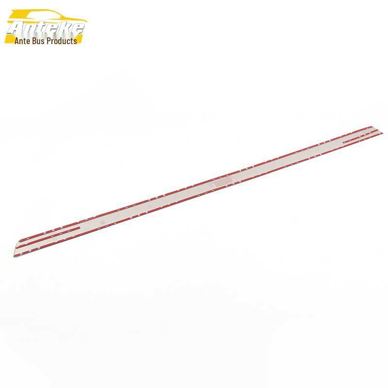 Kia KX3 Bakluckeklädsel & Bagageskydd: Repskyddande klistermärke för stötfångare