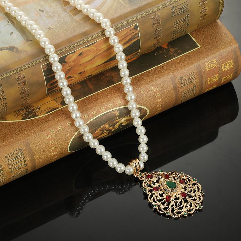 Klassisches Marokkanisches Stil Luxus Damen Kristall Blume Schmuckset Damen Hochzeit Anhänger Ohrringe Weiße Perlen Kette Halskette