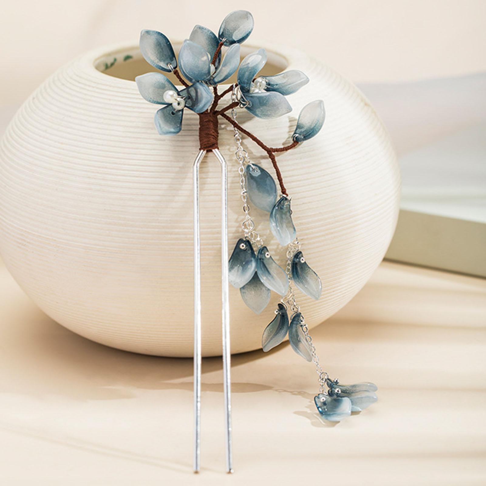 

New Chinese-style Ancient-style Snow Lotus Tassel Hairpin with A High-end Feel 2026 New Chinese-style Wooden Hairpin Cheongsam