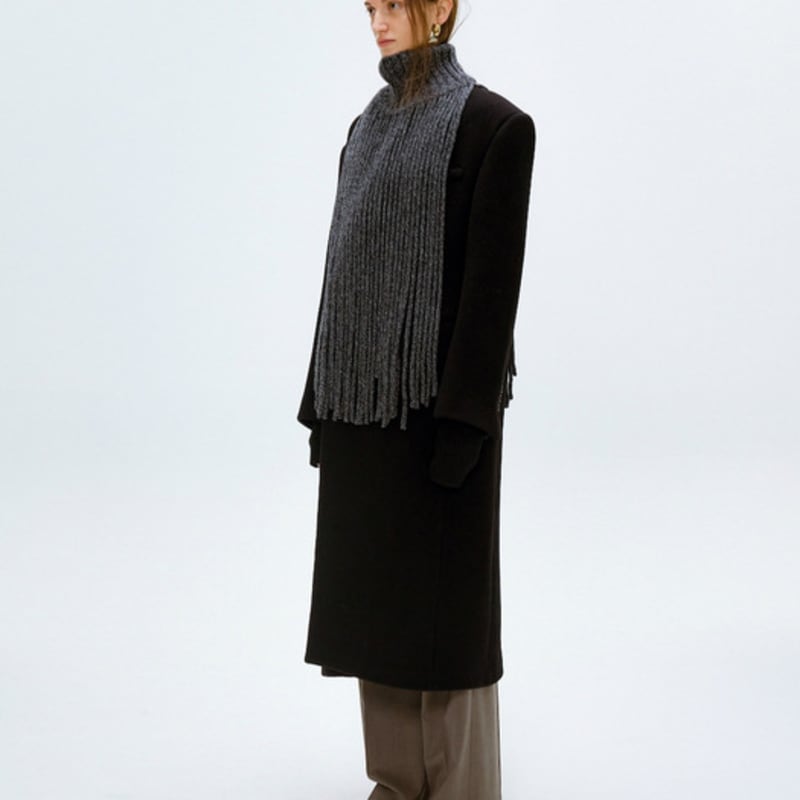L’H.A.S HIGH-NECK TASSEL KNIT WARMER_BLACK