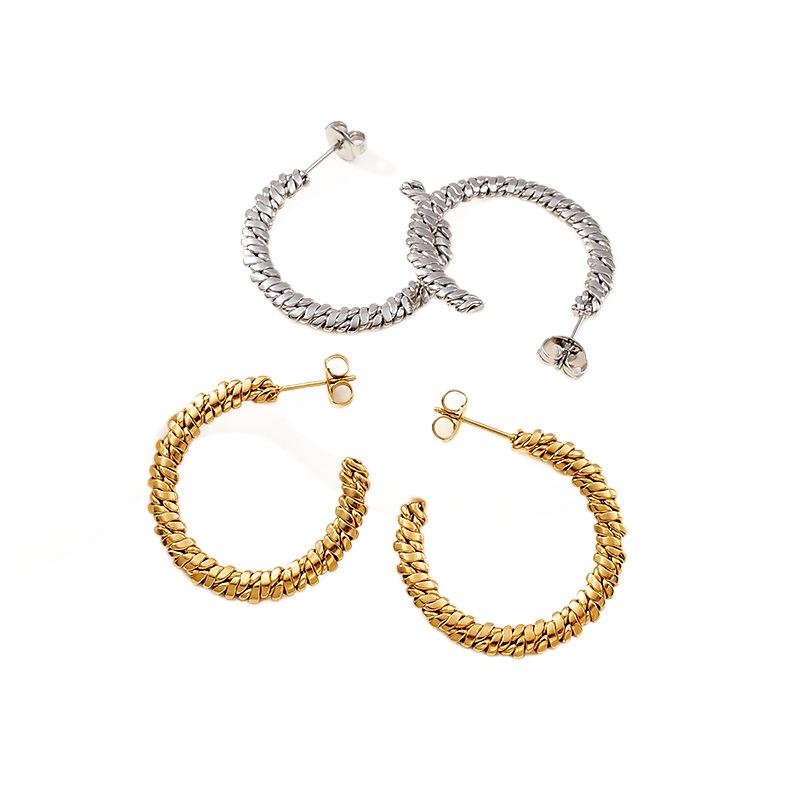 18K Gold-Plated European Titanium Twist Earrings: Fashionable, Versatile, Light Luxury Design