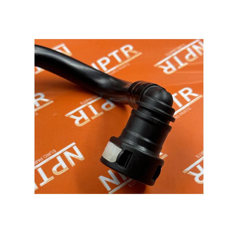 Use for M-a-n Truck Fuel Pipe 51123075796 51.12307-5796 Fuel Hose