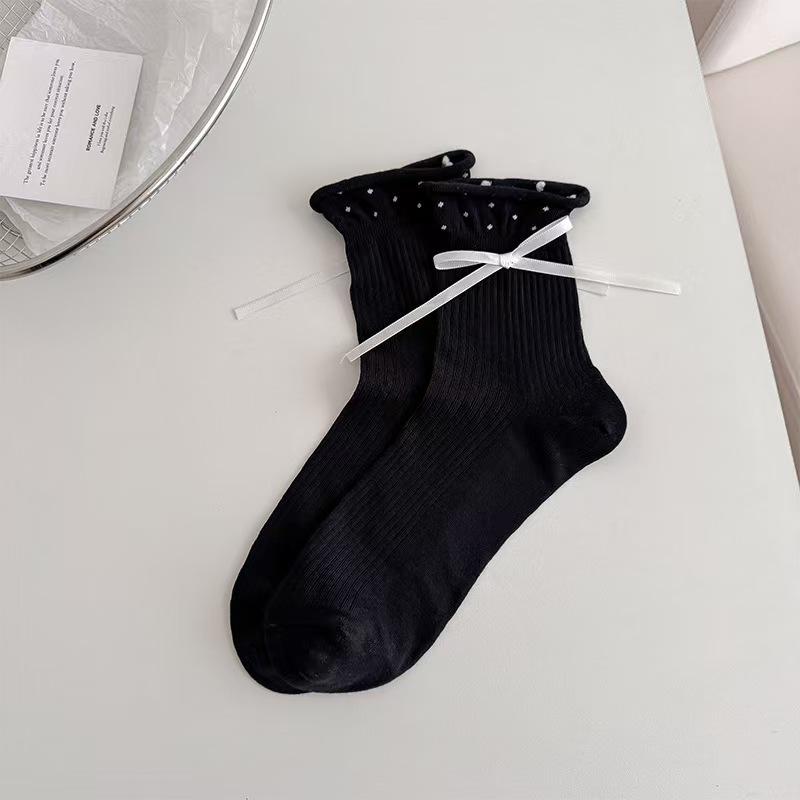 

2026 Spring/Summer Women s Polka Dot Mid-Calf Cotton Socks with Bow - Trendy and Versatile. One Size чёрный