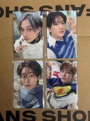 STRAY KIDS Skids Fan Meeting Online Pokaset