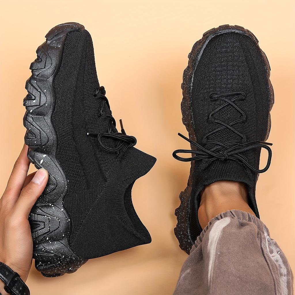 Men'S Casual Sneakers  Breathable Knit Upper Geometric Pattern Lace-Up Closure Durable Rubber Sole Comfortable Fabric Lining for Spring Sports