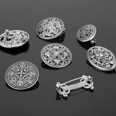 1Pc Medieval Viking Shield Brooches Pin Cloak Shawl Pin Celtic Norse Jewellery