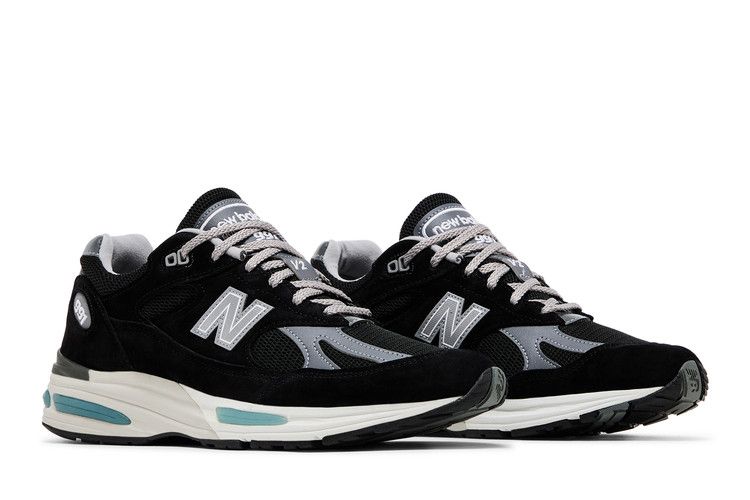 New Balance 991v2 MiUK Black Grey