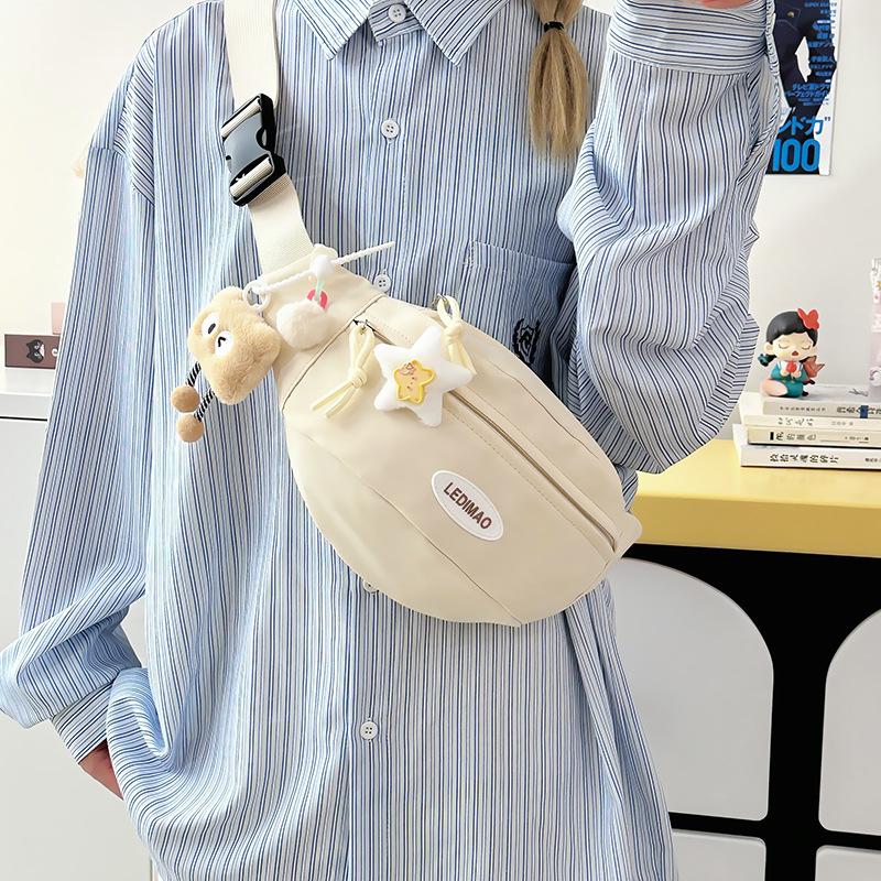 Cute breast bag female ins wind Japanese sweet student messenger bag casual shoulder bag versatile outdoor sports fanny pack