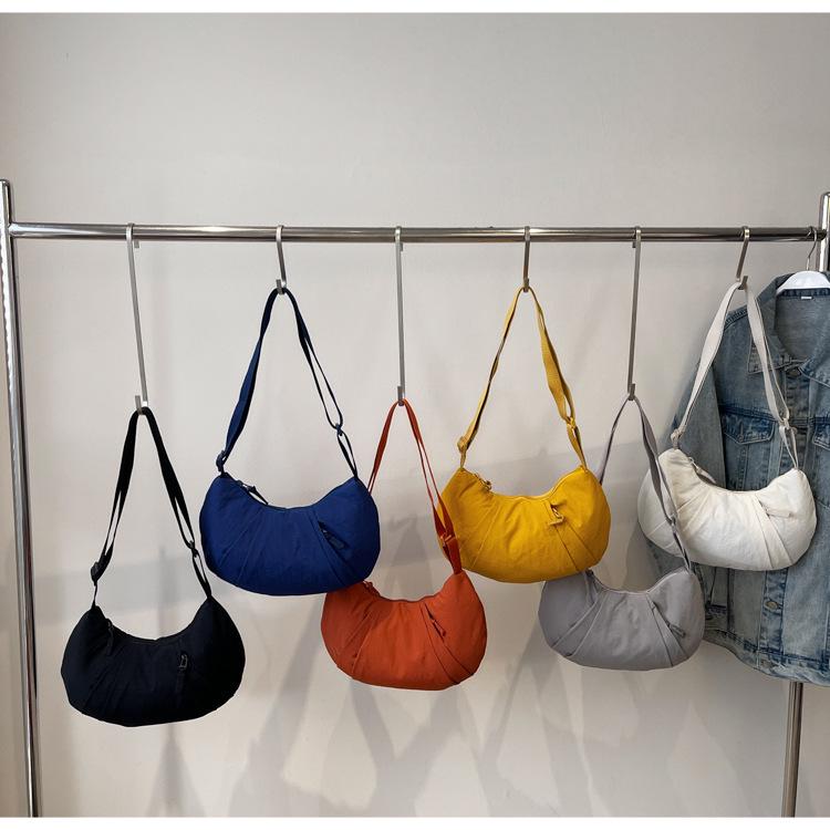 2025 Pleated Lightweight Dumpling Bag: Versatile, Solid Color Shoulder/Crossbody with High-End Style