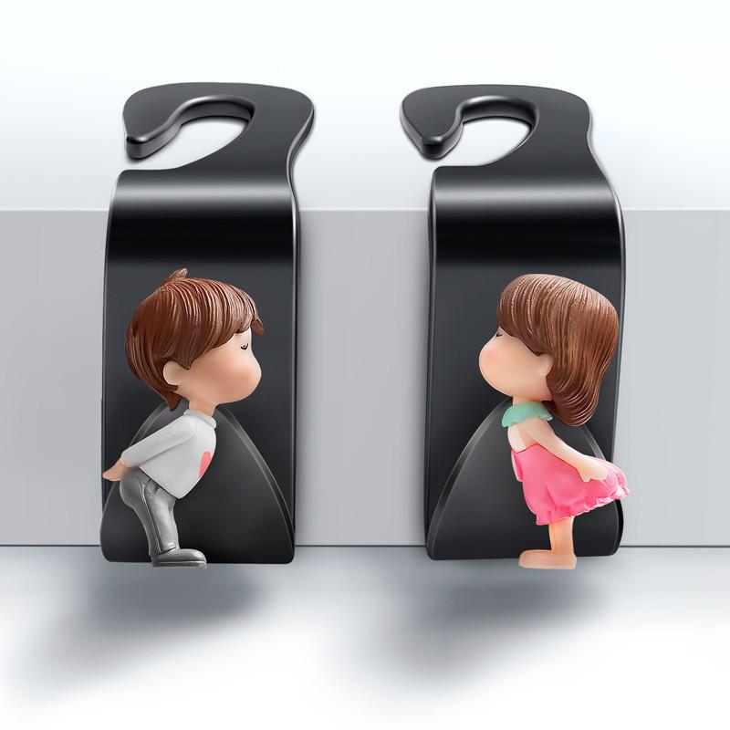 Versatile Car Seat Back Hooks Decorative Car Interior Products Plastic Material Lovely Kiss Couple 1 Pair Hooks