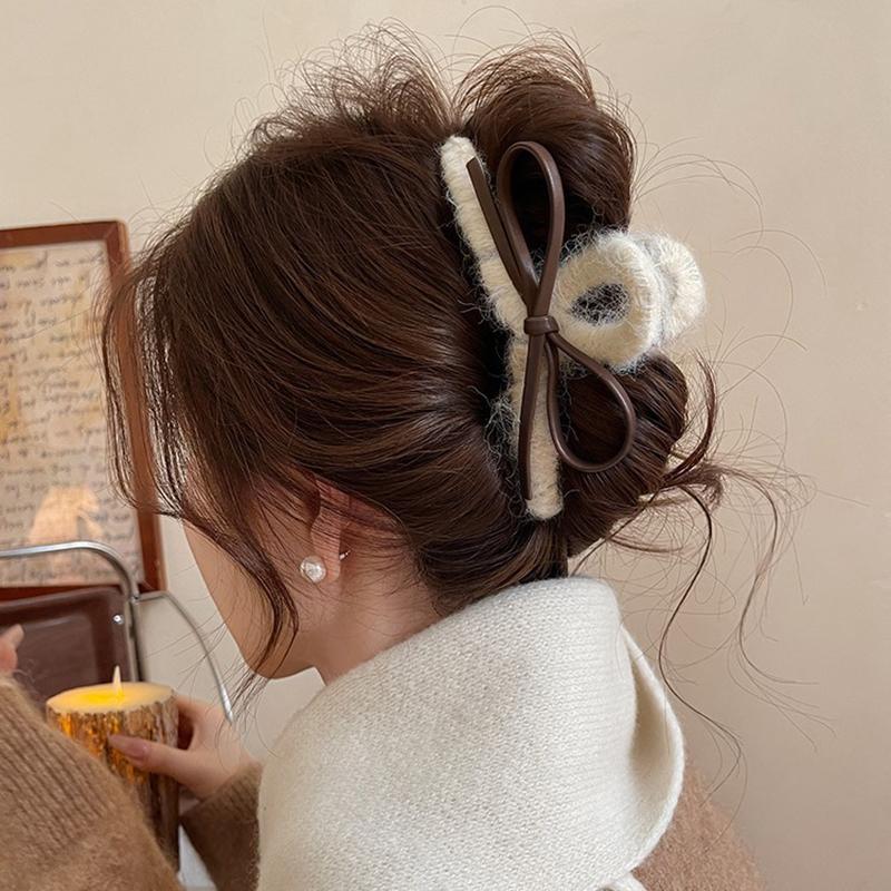Plush Leather Bow Large Hair Claw Autumn/winter Furry Headband Womans Elegant Hair Pins Shark Clips Female Fashion Barrettes