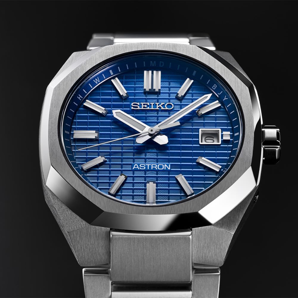 ASTRON SBXY061 with Date Pure Titanium Case and Blue [Seiko Watch] Japanese-made Men's Wristwatch, Solar-powered Radio-controlled, Calendar, Band,