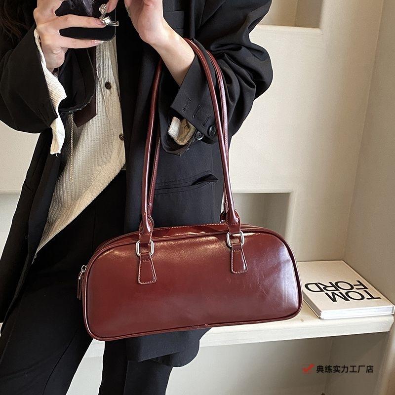 Korean Version Retro Fashion Versatile Bag Handbag New Portable Bowling Shoulder Bag Commuter Armpit Bag