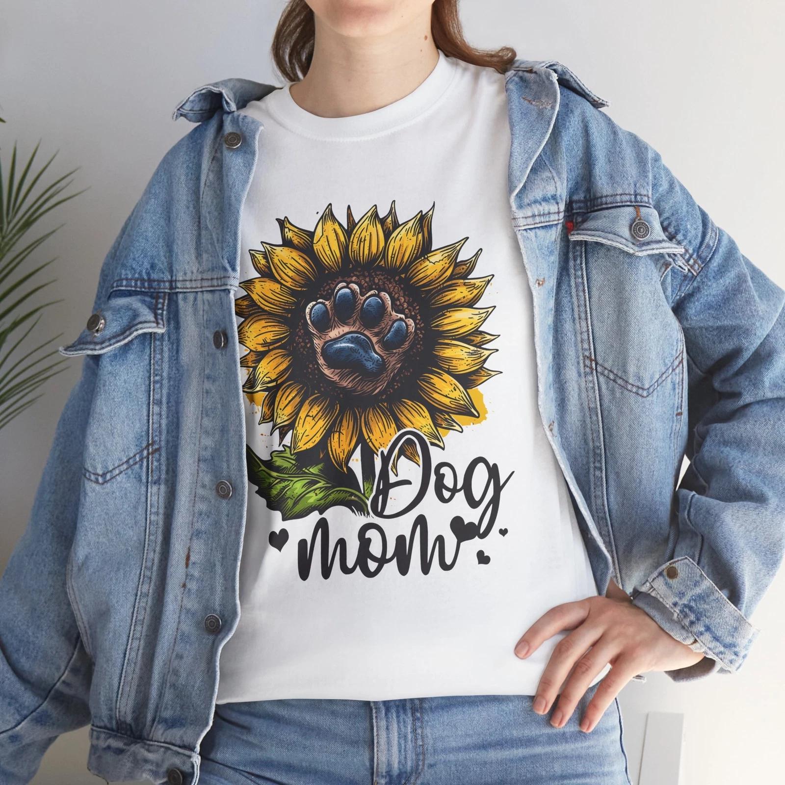

Funny Dog Mom T-Shirt – Cute Puppy Paw Print Tee for Pet Owners | Dog Shirt 4XL