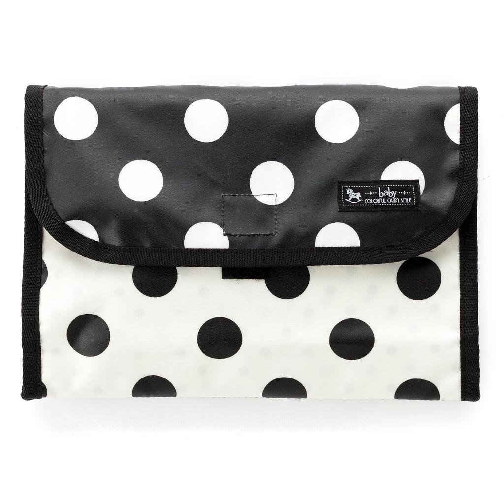 COLORFUL CANDY STYLE Diaper Pouch and Diaper Changing Pad Polka Dot Large (Clutch Type) Set, (Broadcloth/Black) B8001300-BTR