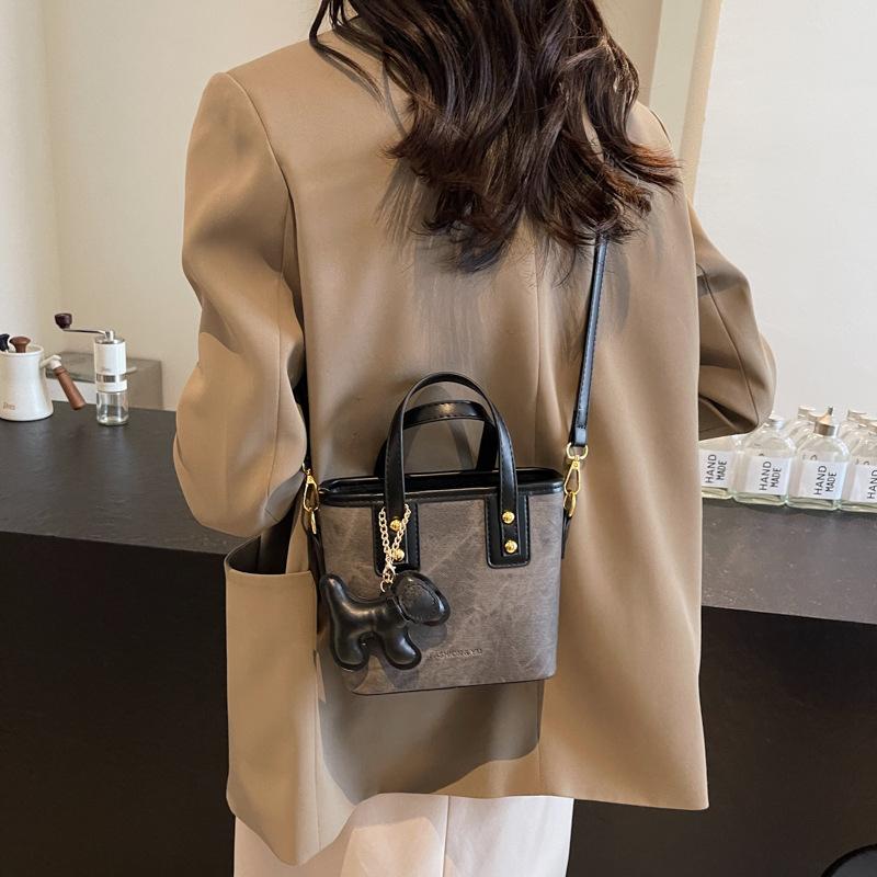 Premium Retro Small Bag Women'S Bag Popular Messenger Bag Portable Bucket Bag