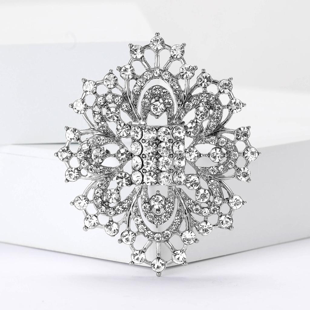 Luksuriøs Legering Rhinestone Brosje i Hoffstil Utsøkt Temperament Damekåpe Kjole Korsasje Smykkepinne