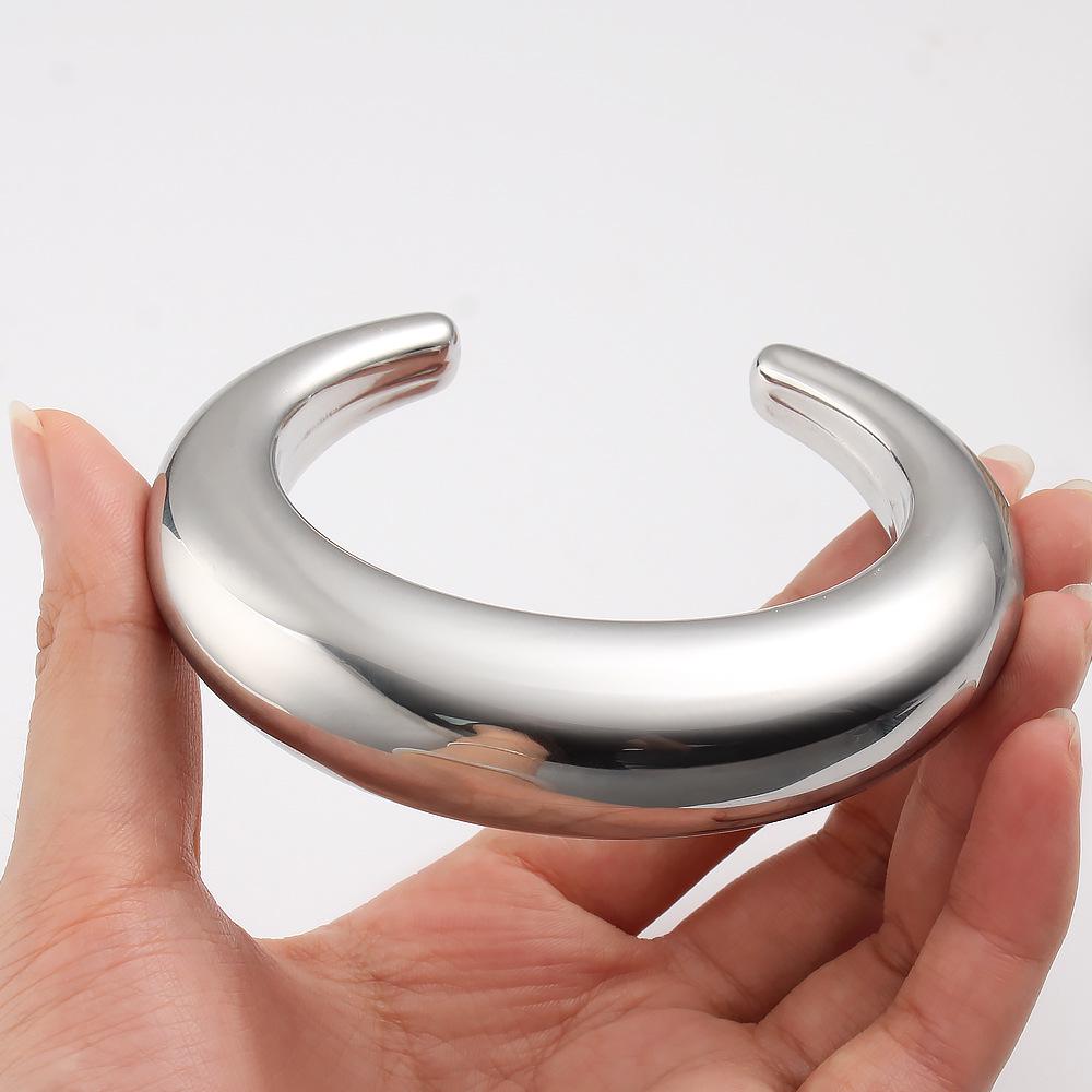 Minimalist Polished Stainless Steel Statement Bracelet стальной