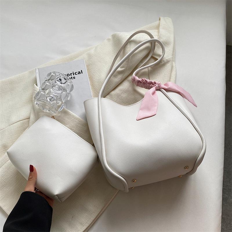 Velkokapacitní jednobarevná taška dámská 2025 nová jednoduchá ležérní mašle přes jedno rameno nákupní taška pro matku a dítě