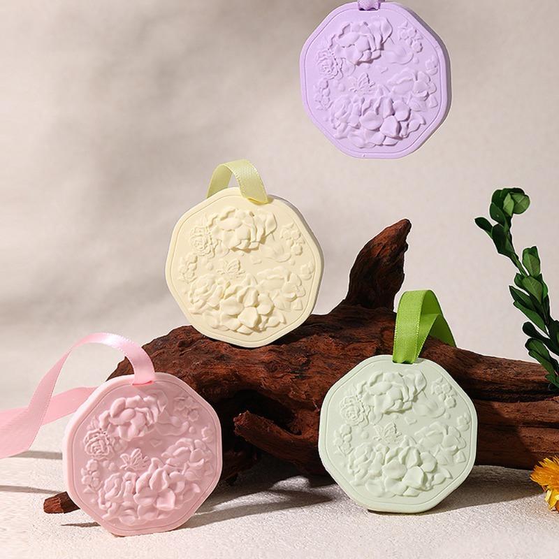 Pandantiv Aromaterapie Auto Foaie Embosată Tablete Parfumate Gips Odorizant de Aer Interior Auto Accesorii Decorative pentru Eliminarea Mirosurilor