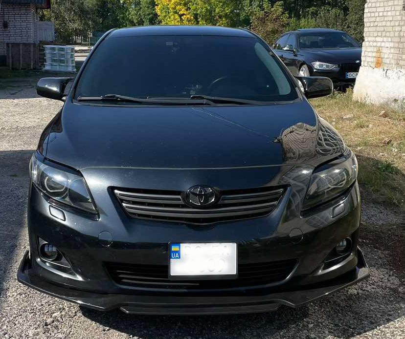 Stoßstangenabdeckung vorne (zum Malen) fürToyota Corolla 2007-2013