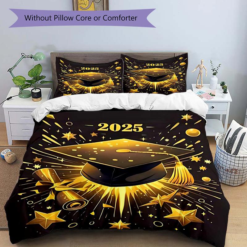 

3pcs 2025 Graduation Cap & Scroll Decorative Set - Includes One Quilt Cover and Two Pillowcases (No Core) - Perfect for Home Décor, Festive Gifts, Pol 135x200cm