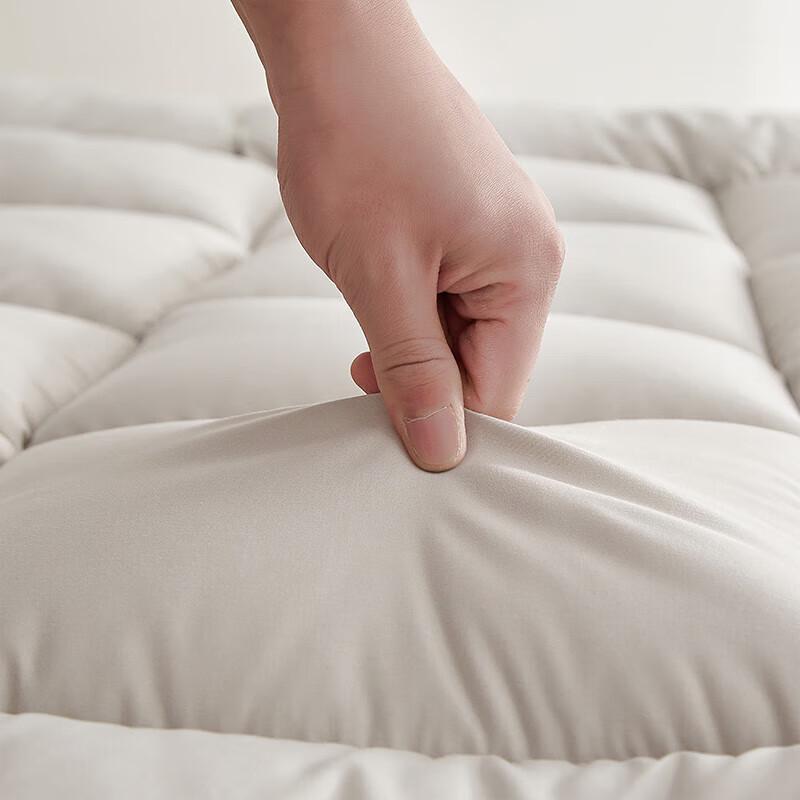 Hodo Home Memory Foam Soft Foldable Mattress Topper