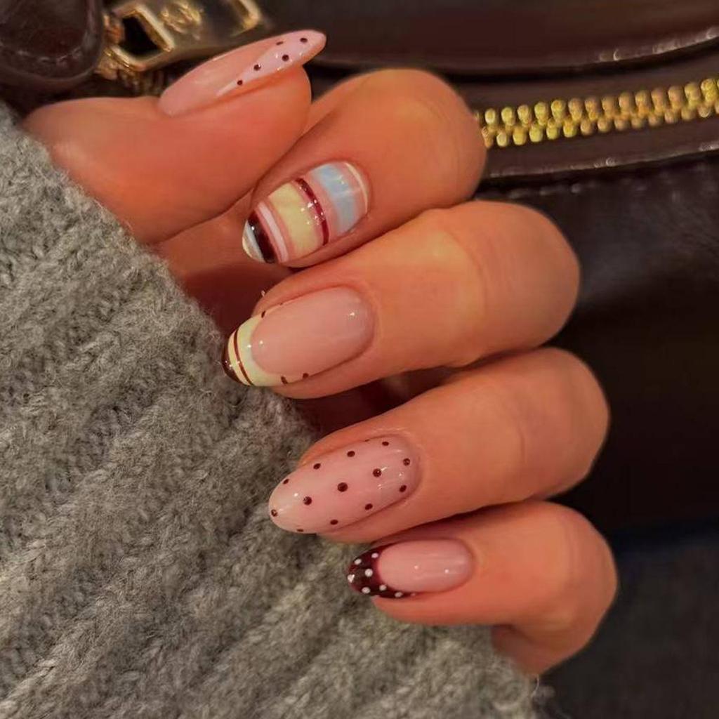 Pegatinas Desmontables para Uñas Estilo Europeo y Americano - Uñas Postizas Simples y Llevables