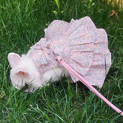 Mały zestaw uprzęży dla zwierząt, kamizelka, smycz, miękka spódnica kwiatowa, ubrania, podróż, pas piersiowy, królik, fretka, królik, chomik, małe akcesoria dla zwierząt