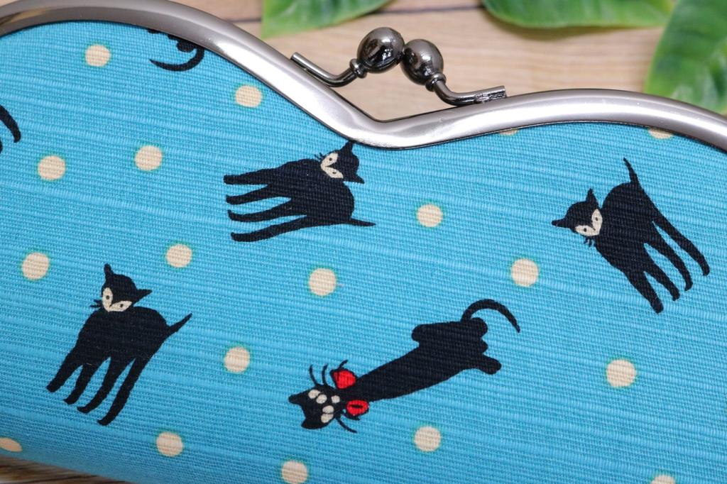 Kyosuke Glasses Clasp Cat Case, Purse, M-Shaped, Yumeji/Black