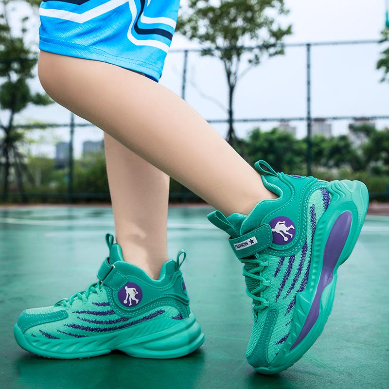 Boys' sports shoes fly mesh breathable lace-up lightweight soft sole comfortable wear-resistant basketball shoes for men