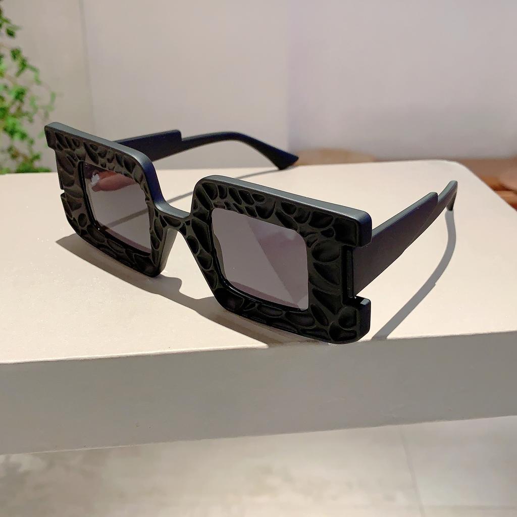 Stylish Square Sunglasses  Men Vintage Gradient Outdoor Shades Women Fashion Luxury Brand Design Black Sun Glasses