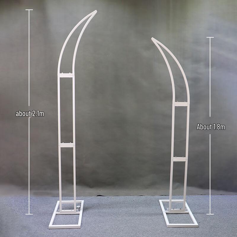 Wedding Iron Ox Horn Floral Arch