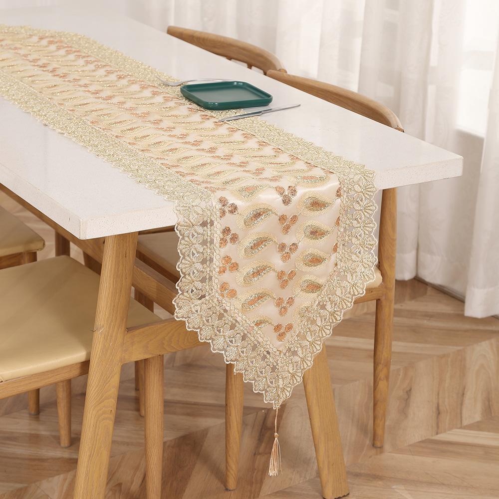 Vintage Lace Table Runner Waterproof Oilproof Long American Country Style Dining Mat Table Runner Tea Table Desktop Decorative