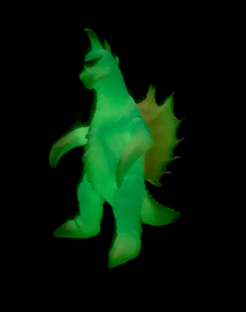 CCP Middle Size Series Gigan Luminous Blue 120mm PVC Painted Complete Soft Vinyl Figure [10th Release] Ver. Approx.