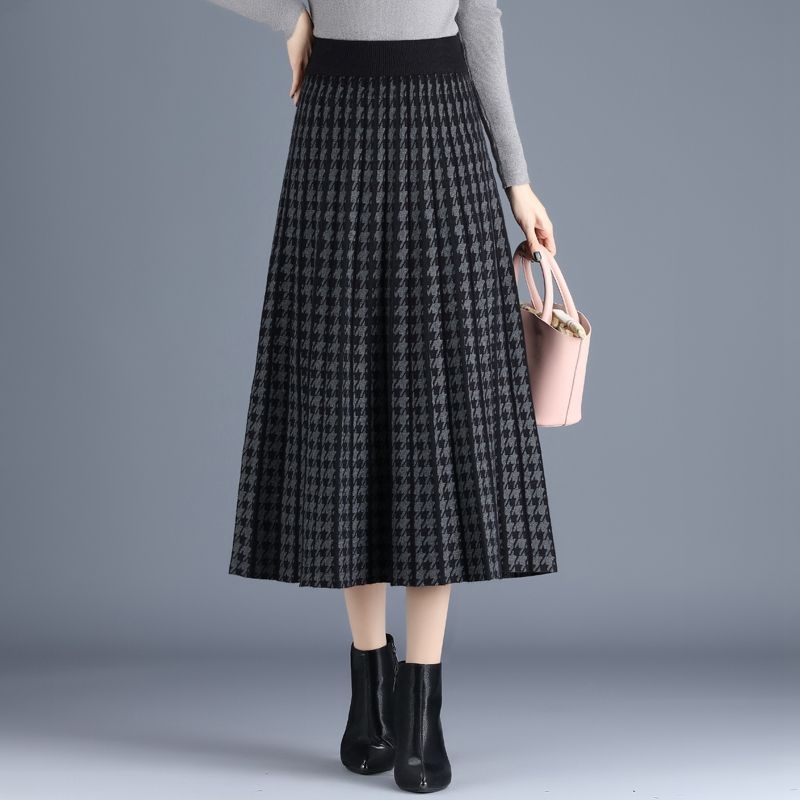 Autumn/Winter Thick Knitted Pleated Skirt for Women High Waist Mid Length Knitted Skirt