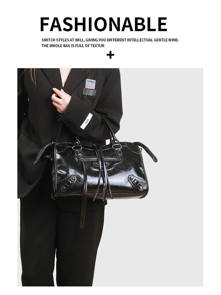 Modna zamszowa torba motocyklowa: Wszechstronna torebka i listonoszka dla kobiet
