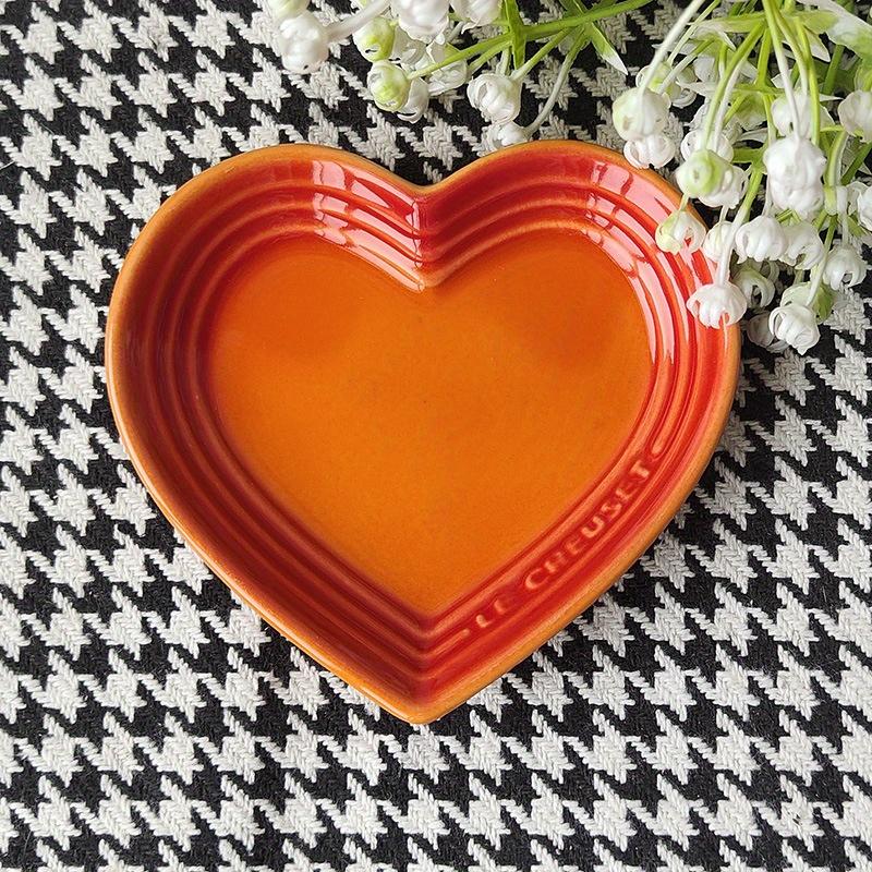 Ceramic Cat Bowl Extra Heart-Shaped Wide Anti Vomiting Stress Free Design12cm Durable Ceramic Pet Bowl for Small Cats & Dogs