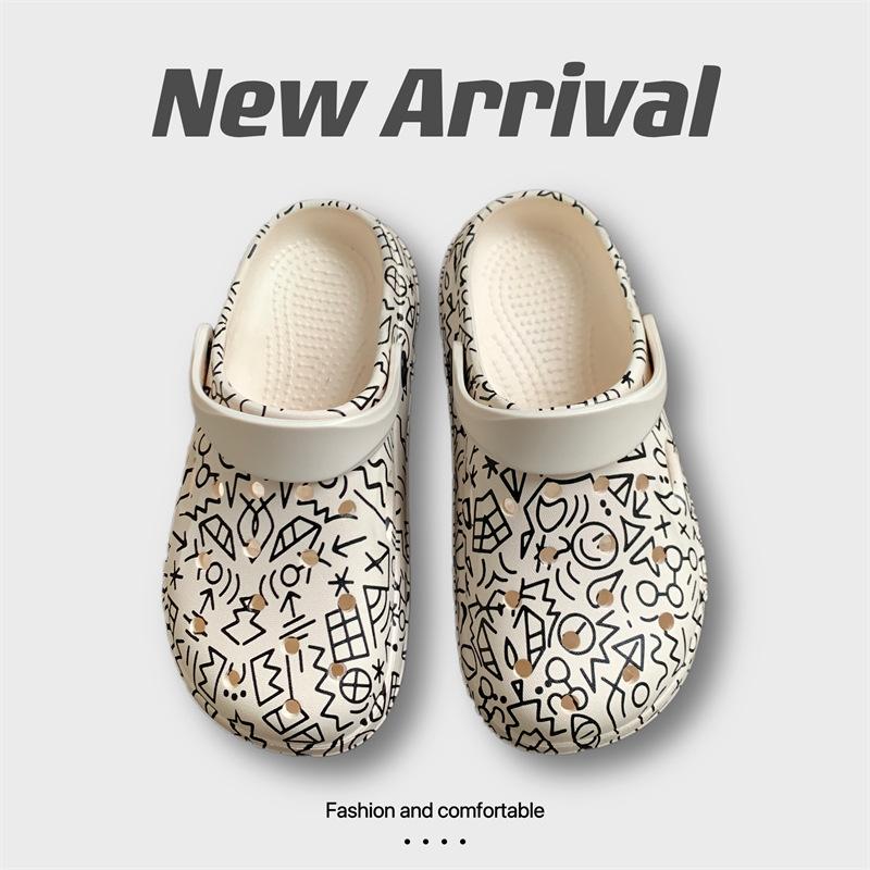 Cool slippers women's summer outer wear household thick-soled non-slip hole shoes ins couple beach slippers men