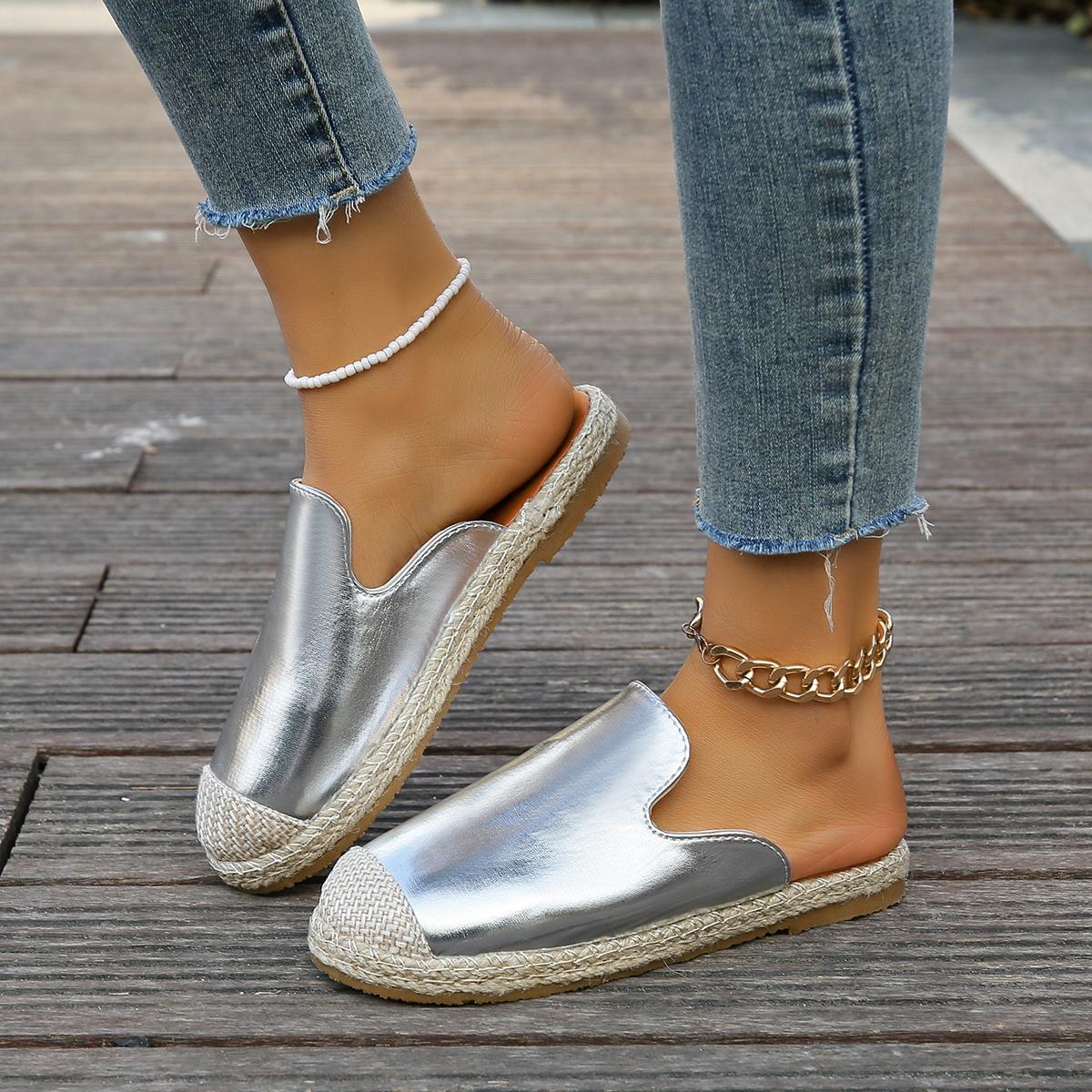

Женские тапочки, новые летние туфли на плоской подошве для женщин, тапочки с круглым носком, повседневные сандалии для прогулок, женские шлепанцы, Zapatos De Mujer 43 серебряный