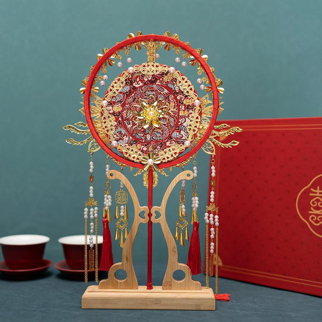 Chinese Style Bride Hand Fan - Elegant Wedding Gift for Best Friend, Suitable for Outdoors and Face Covering